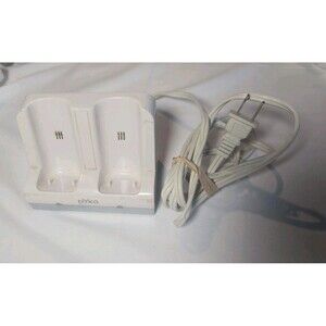 Nyko 87000-A50 - Nintendo Wii Remote Charging Station DOCKING STATION